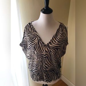 ✨✨Cute Zebra Top!✨✨